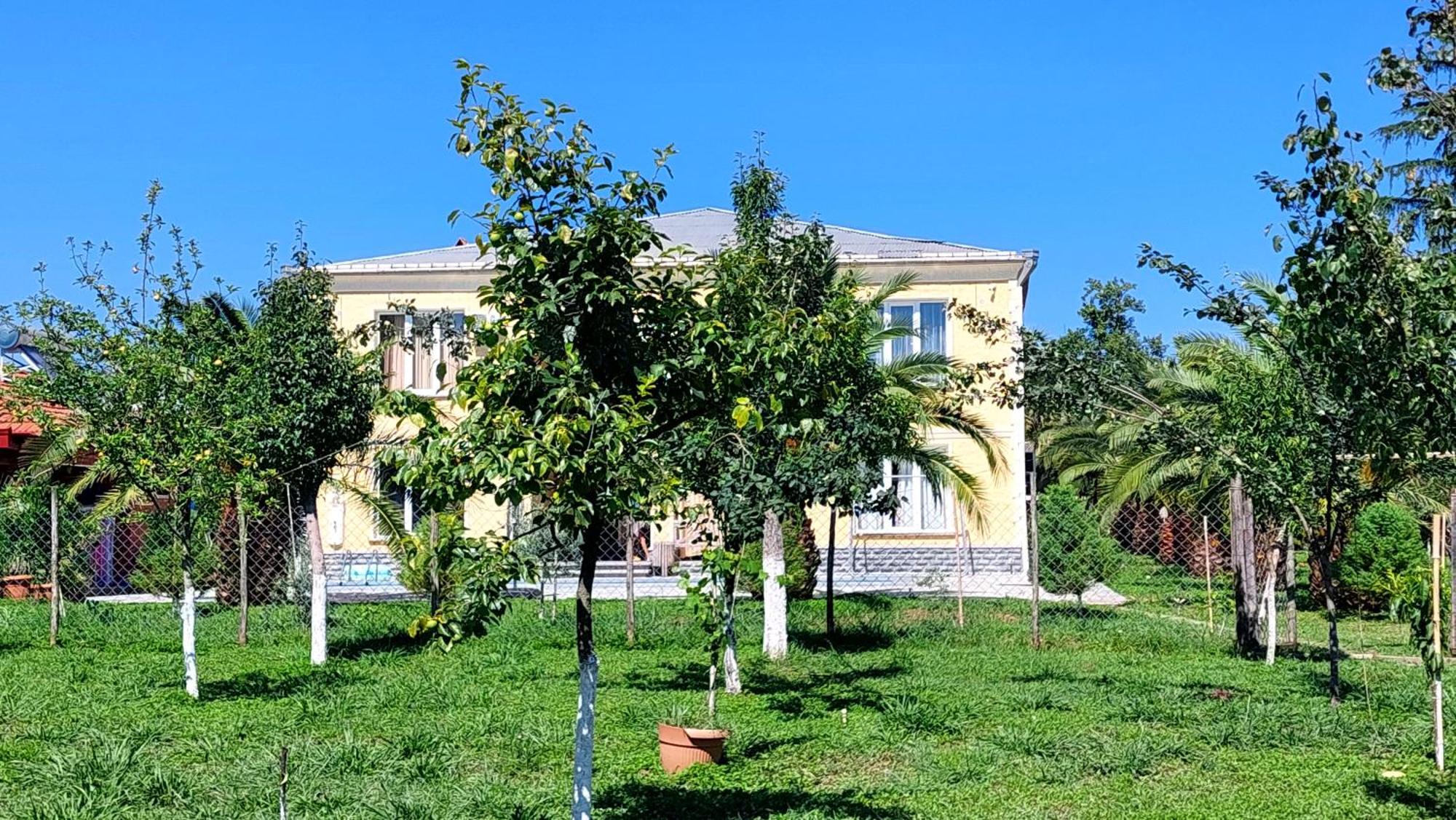 Eco Village Цхалтубо Экстерьер фото